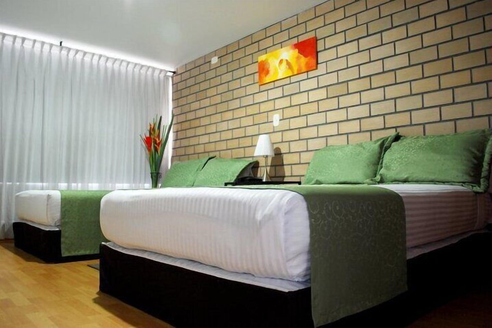 Hotel Portal De Milan Манисалес Екстериор снимка