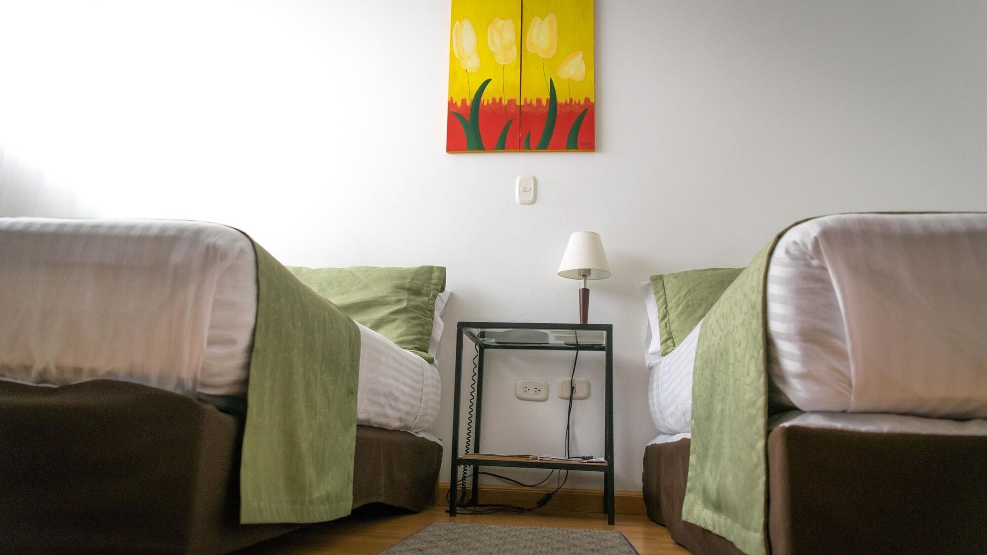 Hotel Portal De Milan Манисалес Екстериор снимка
