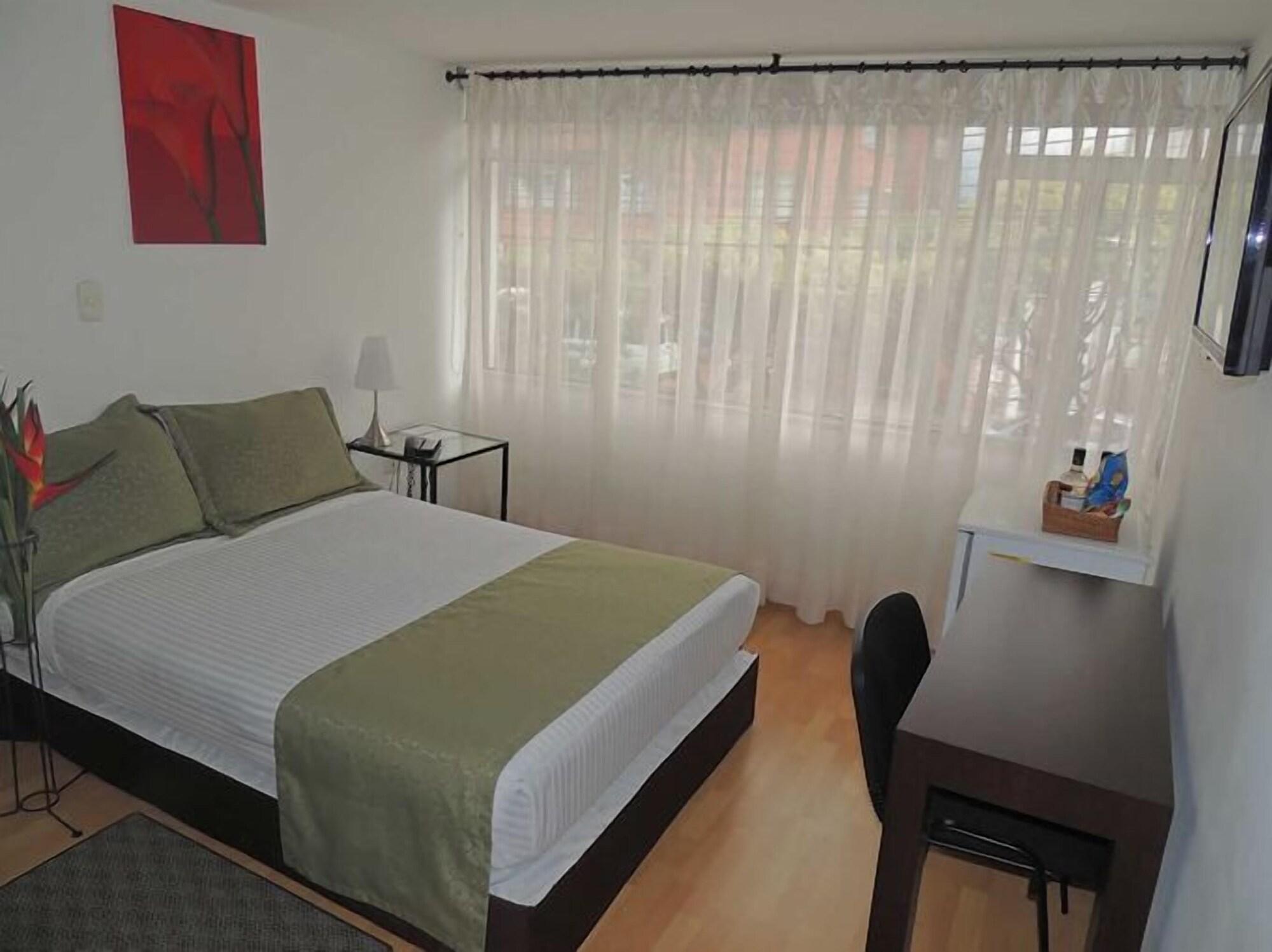 Hotel Portal De Milan Манисалес Екстериор снимка